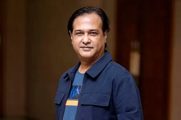 ফেসবুক ব্যবহার ছাড়ার কারণ জানালেন আসিফ...